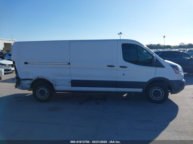 Ford Transit-150 2018 1FTYE2YM0JKA41404 Image 14
