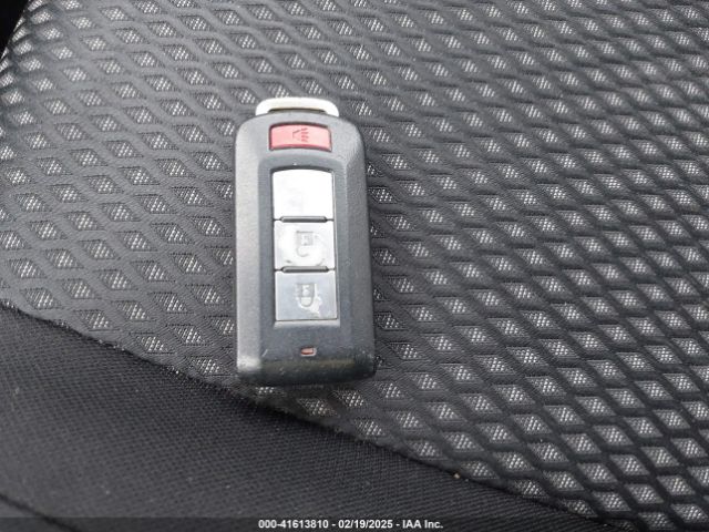 2018 MITSUBISHI OUTLANDER JA4AD3A30JZ063299 Photo 10