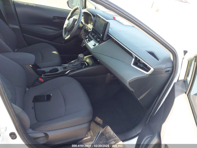 JTDEPMAEXNJ207483 Toyota COROLLA LE