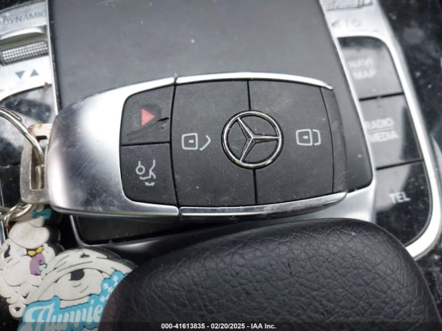 2019 MERCEDES-BENZ A 220 WDD3G4FB3KW023741 Photo 10