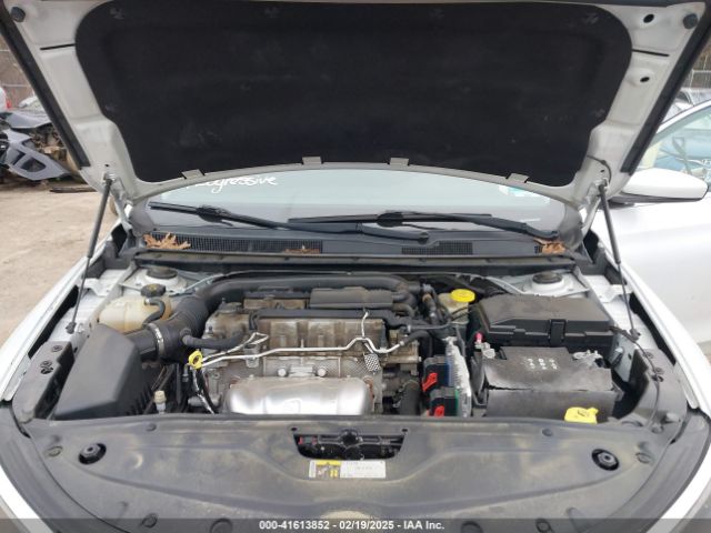2015 CHRYSLER 200 1C3CCCAB7FN582927 Photo 9