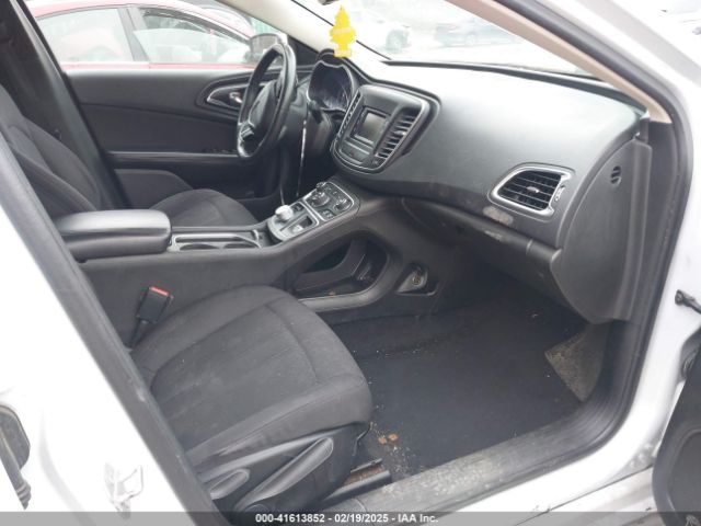 2015 CHRYSLER 200 1C3CCCAB7FN582927 Photo 4