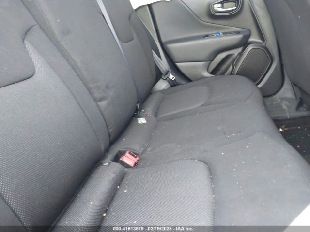 ZACNJDA12NPN98348 Jeep Renegade Sport 4x4