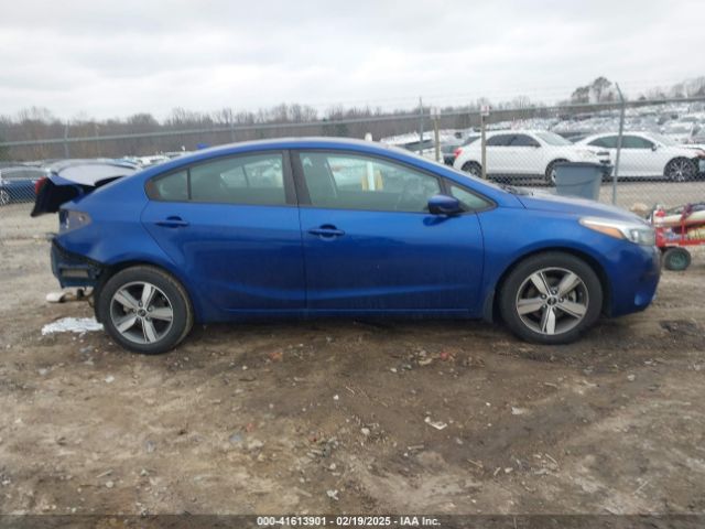 3KPFL4A7XJE192332 KIA FORTE S