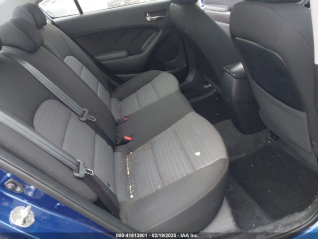 3KPFL4A7XJE192332 KIA FORTE S