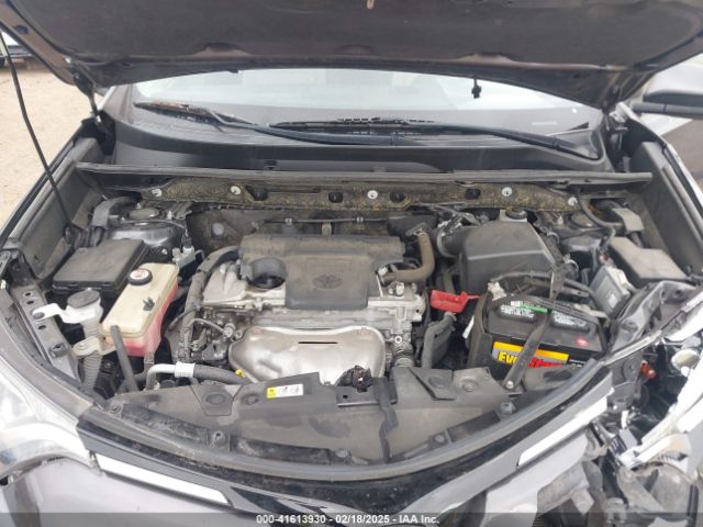 JTMRFREV0JJ749388 Toyota Rav4 Adventure/xle
