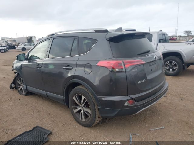 JTMRFREV0JJ749388 Toyota Rav4 Adventure/xle