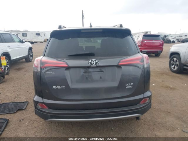 JTMRFREV0JJ749388 Toyota Rav4 Adventure/xle