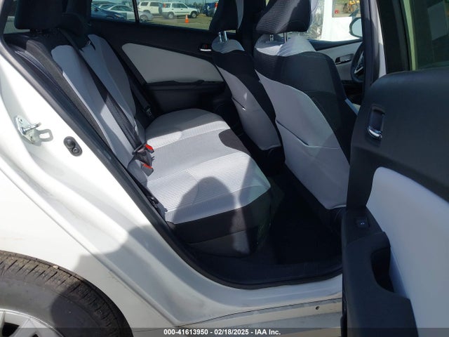 JTDKBRFU4G3018589 Toyota Prius Two