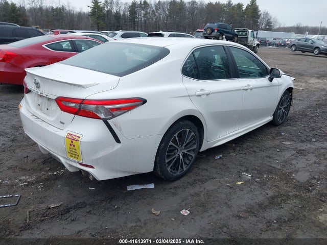 4T1B11HK5JU556361 Toyota CAMRY SE