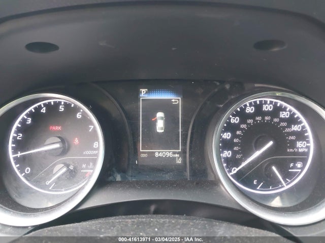 4T1B11HK5JU556361 Toyota CAMRY SE