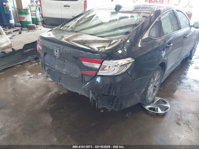 1HGCV1F11JA238215 Honda ACCORD LX