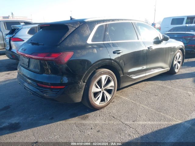 WA15AAGE2RB010955 Audi Q8 E-tron Premium Plus Quattro