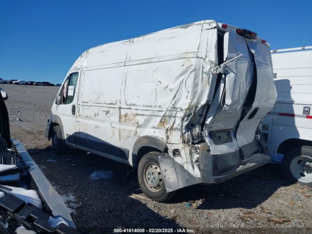 3C6TRVCG0JE112533 RAM Promaster 2500 High Roof 136 Wb