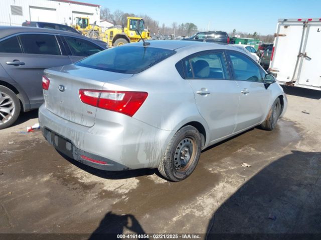 KNADM4A35E6395218 KIA RIO LX