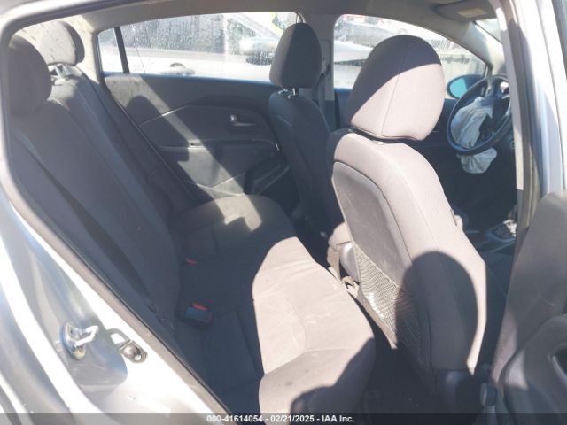 KNADM4A35E6395218 KIA RIO LX