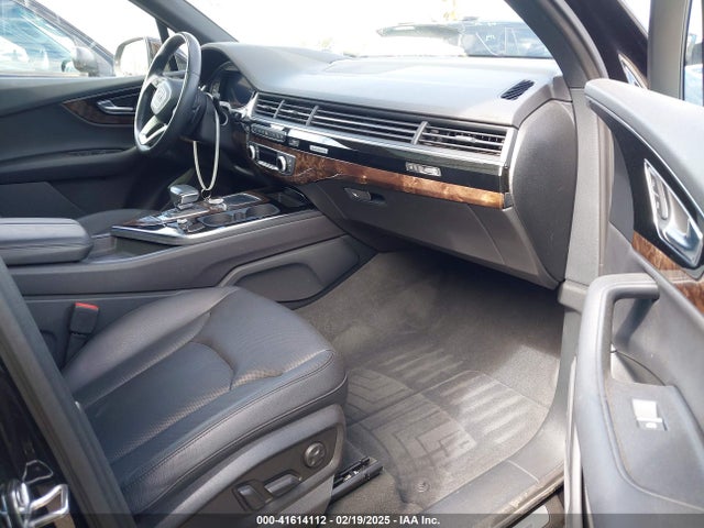 2017 AUDI Q7 WA1VAAF70HD050053 Photo 4