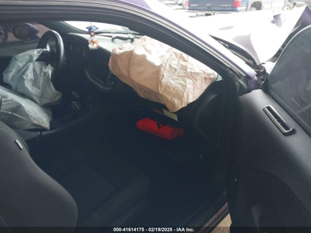 2C3CDZAG6KH731682 Dodge Challenger Sxt