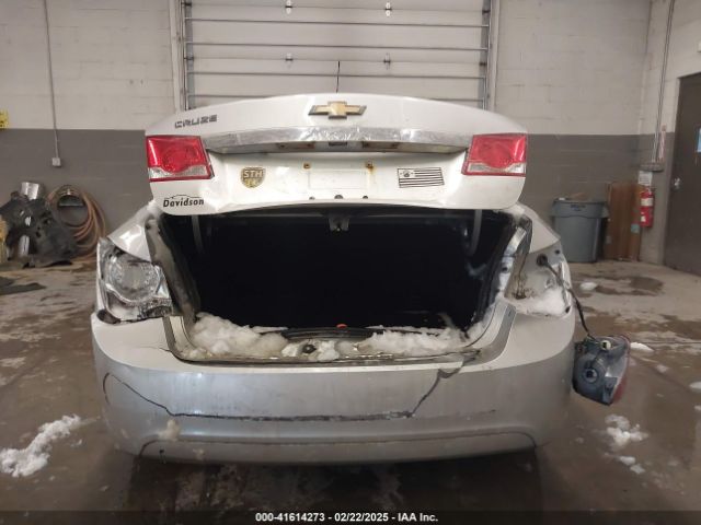 1G1PA5SG0E7450502 Chevrolet Cruze Ls Auto