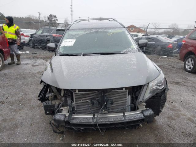 5N1DR2MM5JC664161 Nissan Pathfinder Platinum