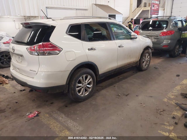 5N1AT2MV8GC825818 Nissan ROGUE SV