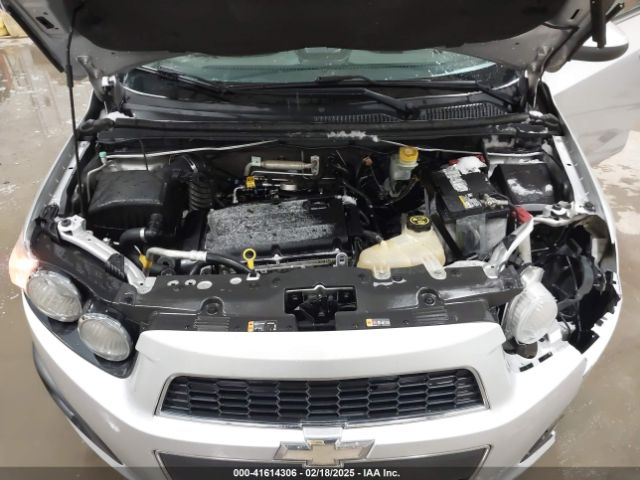 1G1JC5SG8E4107664 Chevrolet Sonic Lt Auto