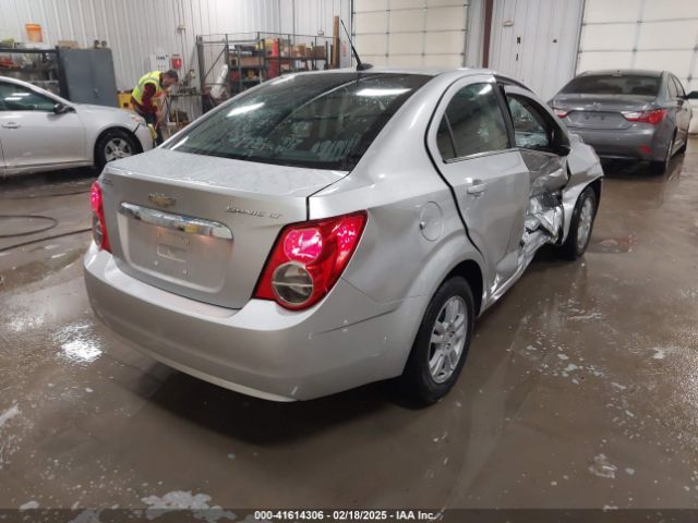 1G1JC5SG8E4107664 Chevrolet Sonic Lt Auto