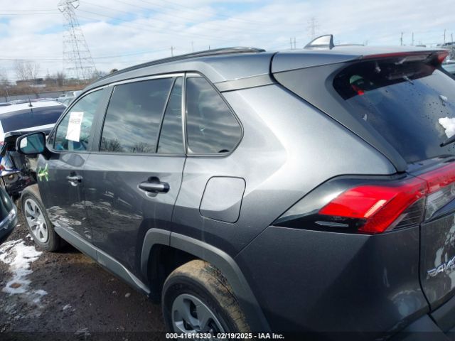 2T3K1RFV0LC038018 Toyota RAV4 LE