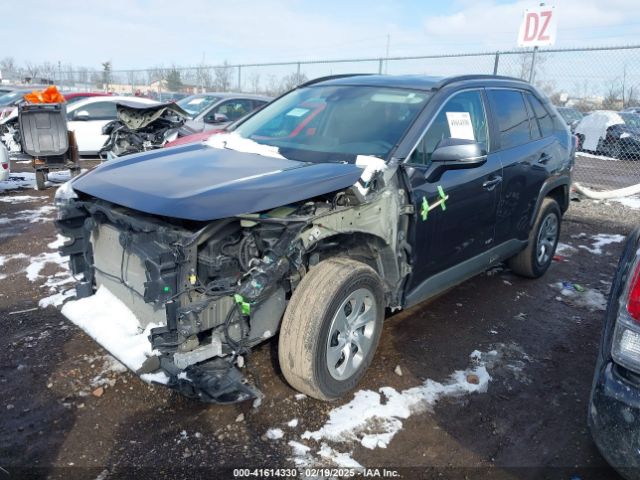 2T3K1RFV0LC038018 Toyota RAV4 LE