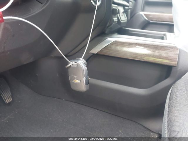 3GCPWDED7KG240788 Chevrolet Silverado 1500 Rst