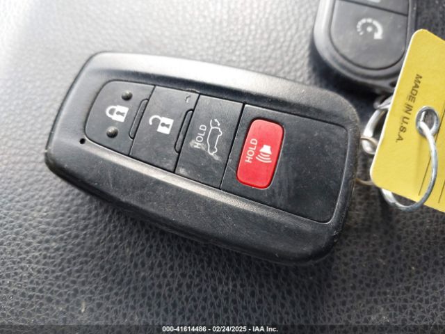 JTM16RFV5ND056297 Toyota Rav4 Hybrid Se
