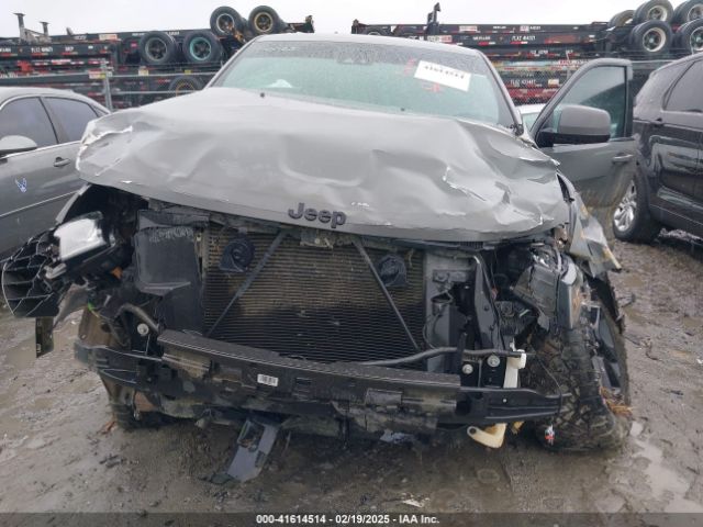 1C4RJFAG9MC590268 Jeep Grand Cherokee Laredo X 4x4