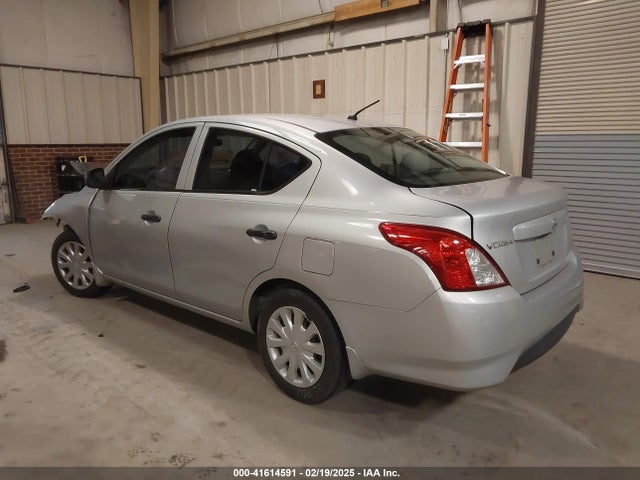 Nissan Versa 1.6 S 2015 3N1CN7APXFL930201 Image 3