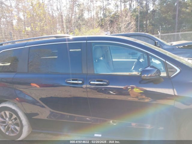 5TDYRKEC7RS195208 Toyota SIENNA XLE