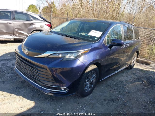5TDYRKEC7RS195208 Toyota SIENNA XLE