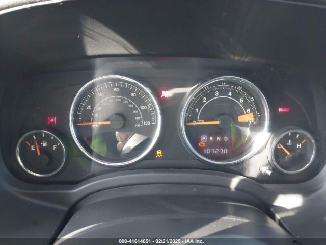 1C4NJCEB7ED739963 Jeep Compass Latitude