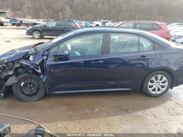 Toyota COROLLA LE 2022 5YFEPMAEXNP301052 Image 14