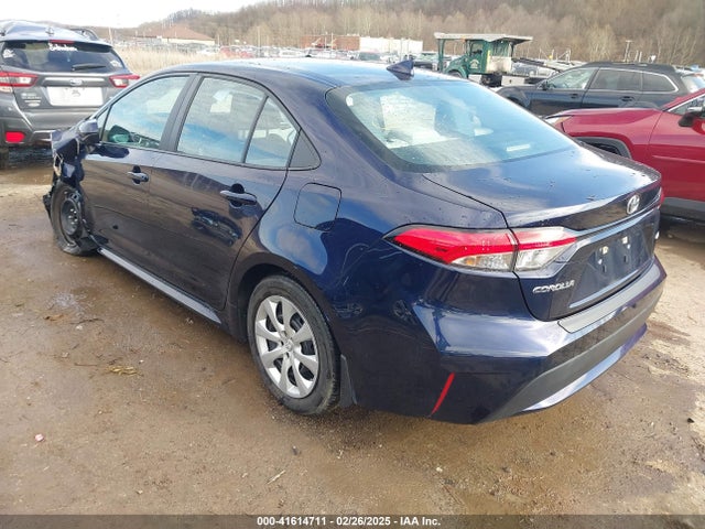 Toyota COROLLA LE 2022 5YFEPMAEXNP301052 Image 3