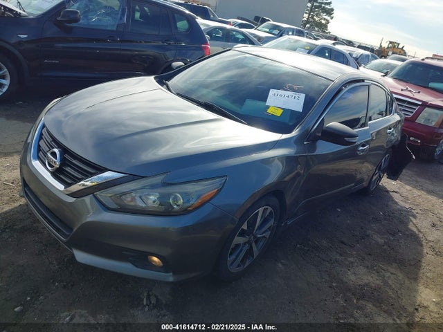 1N4AL3AP2HC127583 Nissan Altima 2.5 Sr