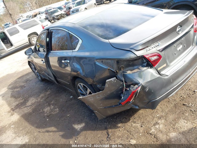 1N4AL3AP2HC127583 Nissan Altima 2.5 Sr