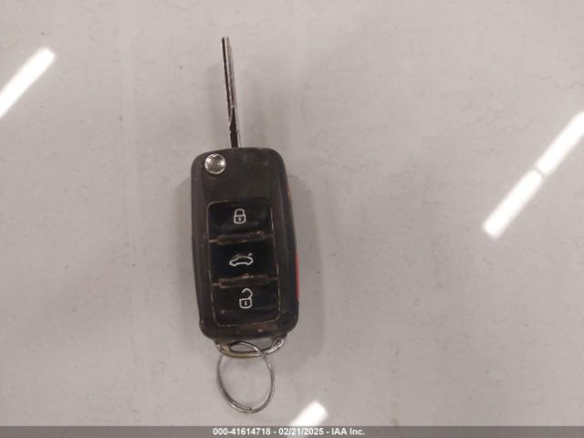3VWPL7AJ2EM627998 Volkswagen Jetta Sportwagen 2.0l Tdi