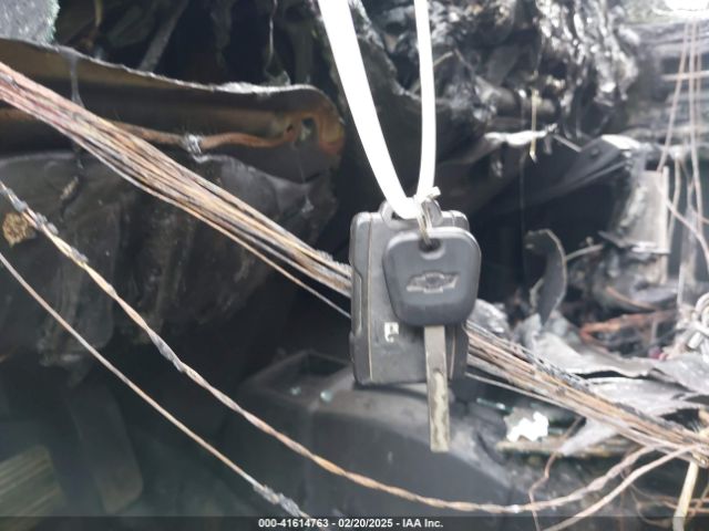 3GCUKPEC1JG448235 Chevrolet Silverado 1500 Custom