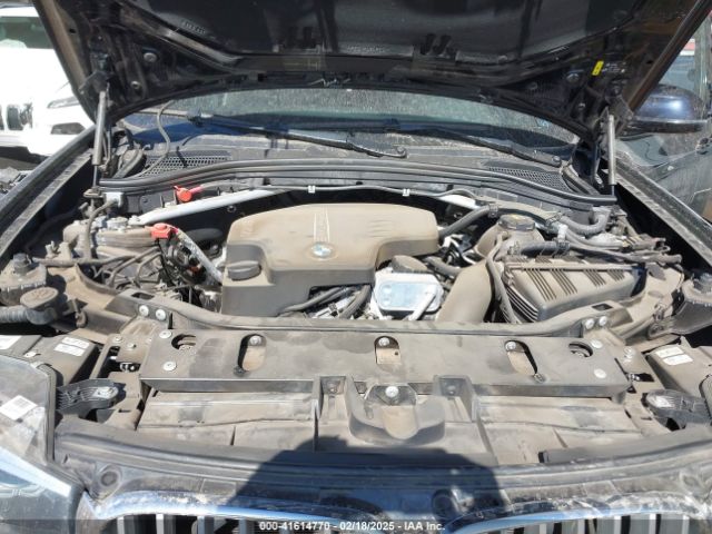 2017 BMW X3 5UXWZ7C36H0X39060 Photo 9