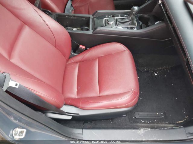 JM1BPBLM3P1607058 Mazda Mazda3 Hatchback 2.5 S Carbon Edition