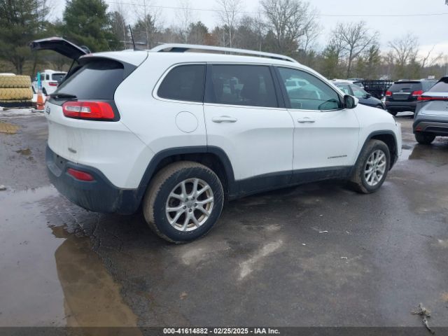 1C4PJMCB5GW324973 Jeep Cherokee Latitude