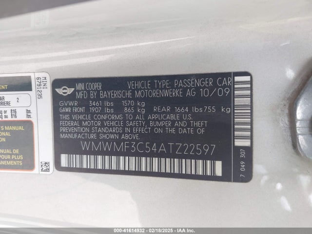 2010 MINI COOPER WMWMF3C54ATZ22597 Photo 8