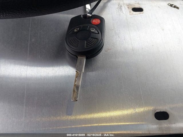 1FMCU0F73FUA77867 Ford ESCAPE S