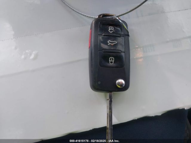 1VWAT7A35EC094277 Volkswagen Passat 1.8t S