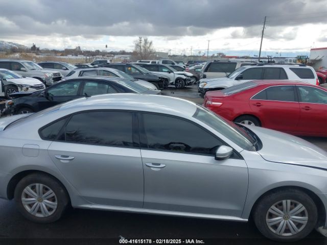 1VWAT7A35EC094277 Volkswagen Passat 1.8t S