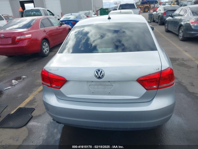 1VWAT7A35EC094277 Volkswagen Passat 1.8t S